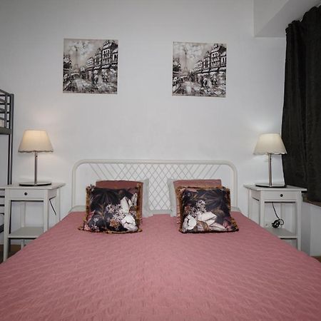 Brial Apartment 2 Bedrooms, Антверпен Экстерьер фото