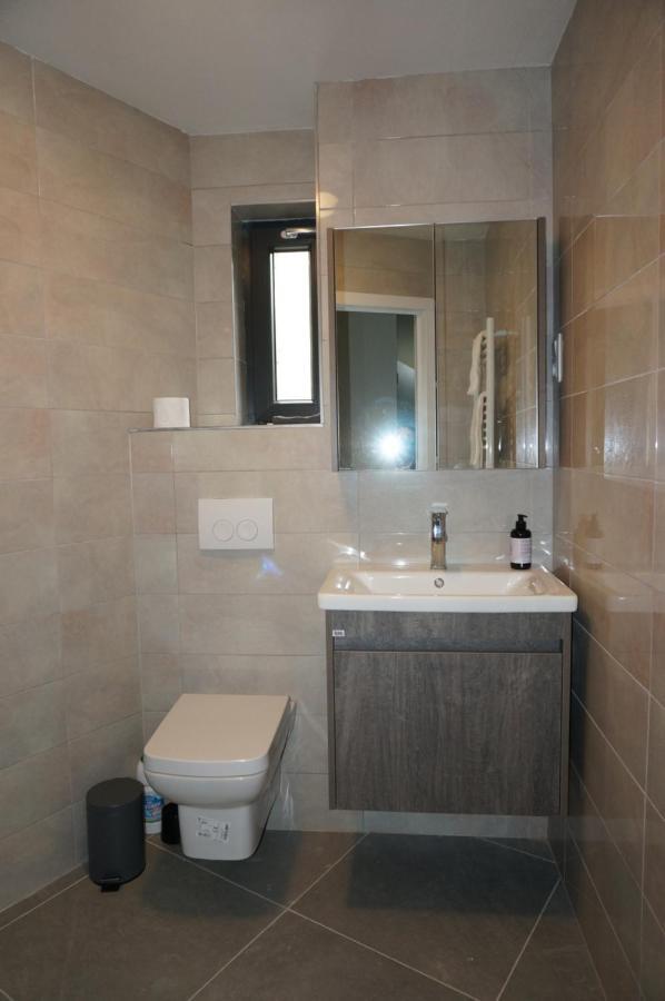 Brial Apartment 2 Bedrooms, Антверпен Экстерьер фото